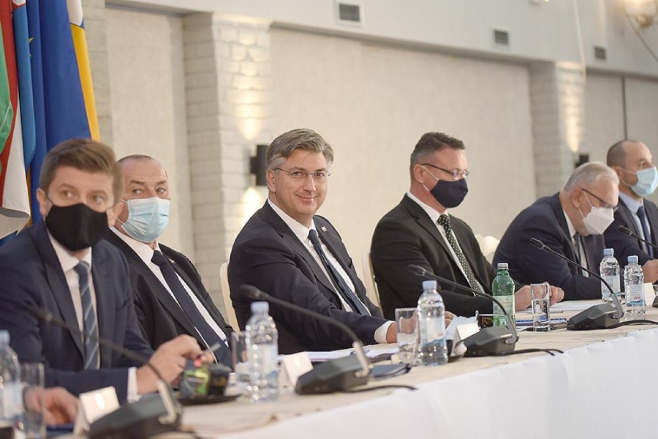 Vlada sa županima o borbi protiv COVID-19, pripremama za ulazak u Schengen i europodručje te provedbi NPOO