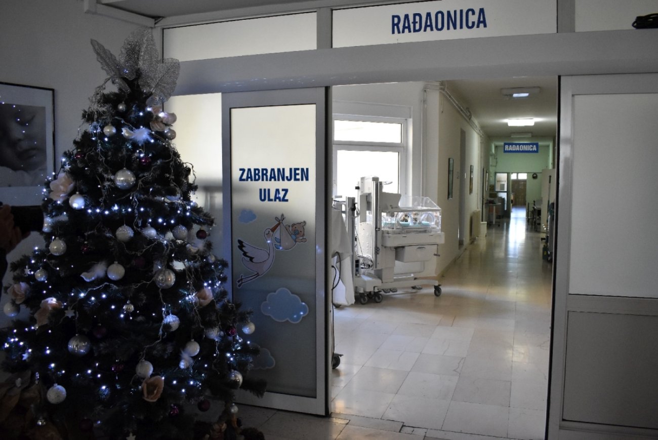 Županov novogodišnji posjet rodilištu - djevojčica prva beba rođena u 2023. godini