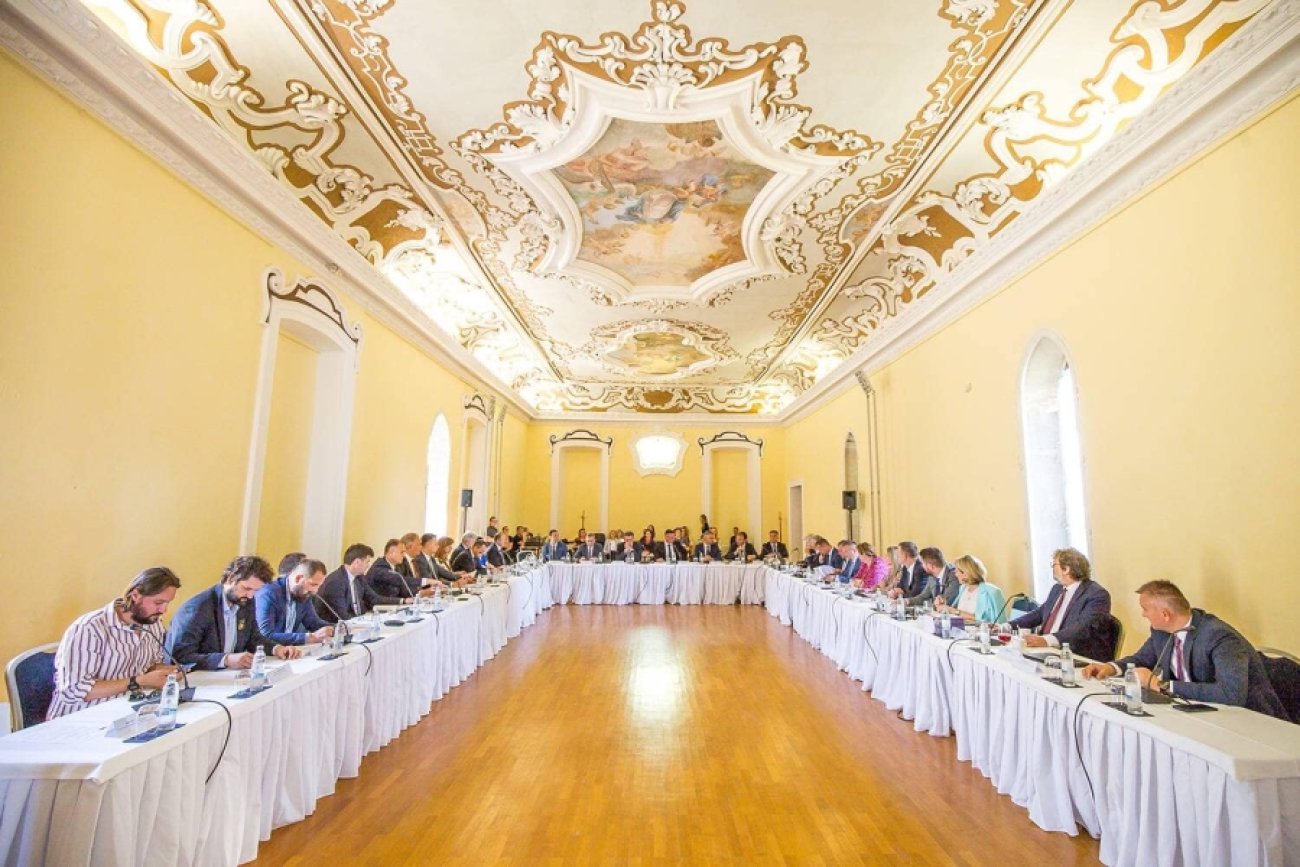 Ministar Fuchs na Izvršnom odboru Hrvatske zajednice županija: Svjesni smo povećanja troškova u školama uslijed povećanja cijena energenata