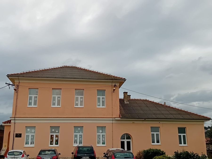 Zadarskoj županiji odobreni projekti ulaganja u infrastrukturu škola u općinama Gračac i Ražanac