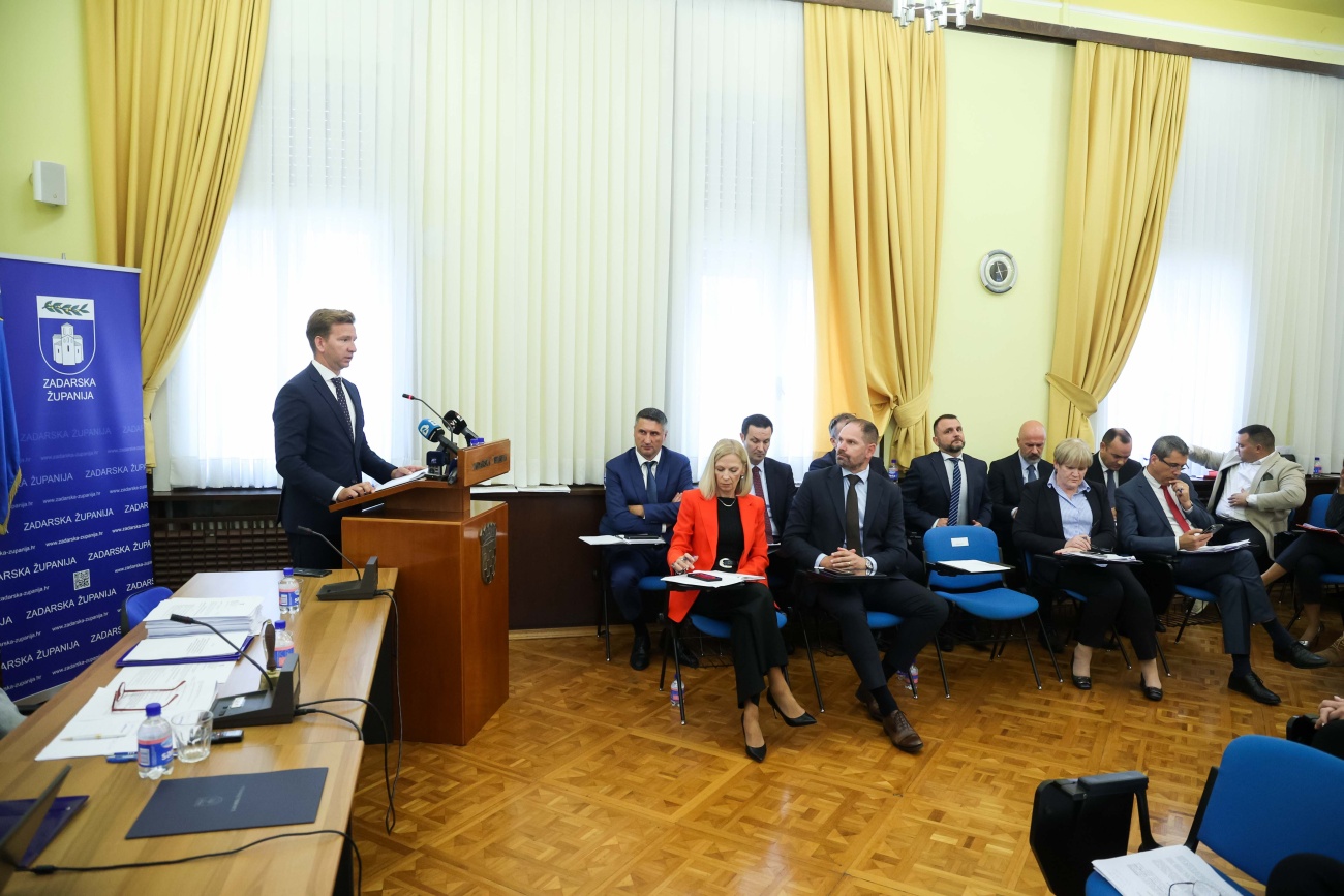Županijska skupština: Odobreno darovanje zemljišta za kontrolu zračnog prometa, podržani projekti dogradnje OŠ Biograd i energetske tranzicije otoka