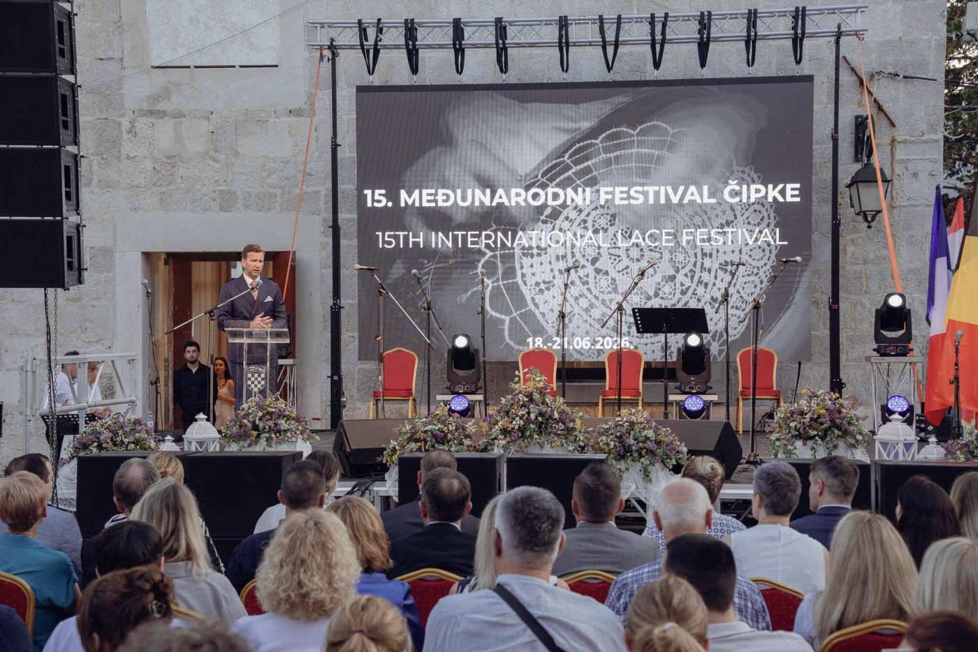 Otvoren 15. Međunarodni festival čipke u Pagu