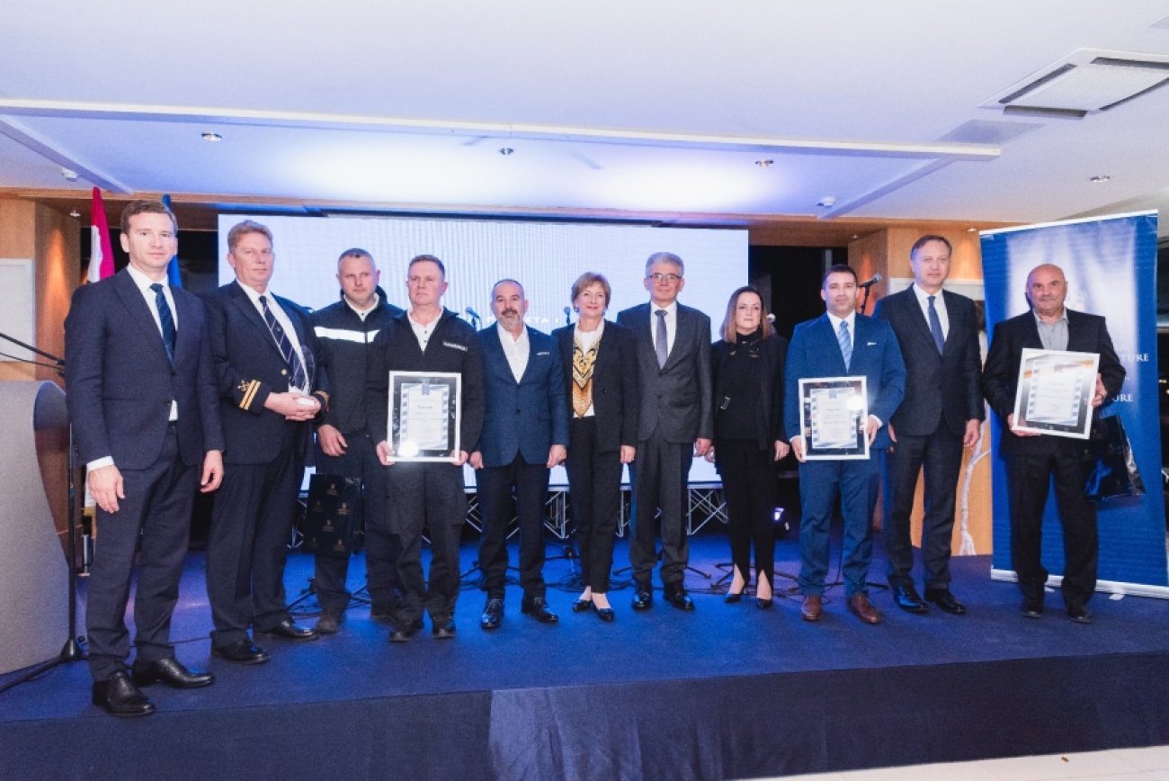 Državna priznanja Pomorskoj školi Zadar i Udruzi pomoraca Sv. Nikola iz Vrsi