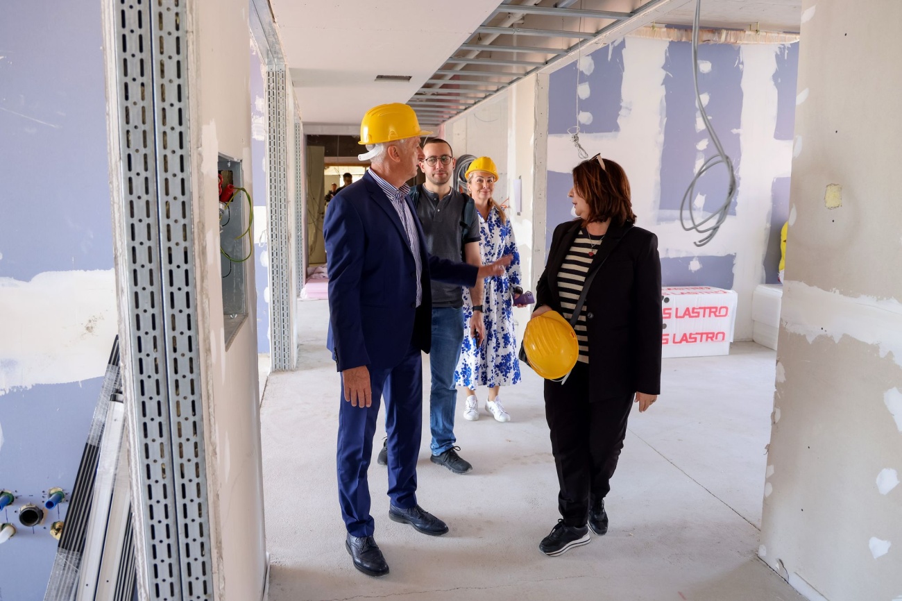 Župan Longin obišao ključne projekte Zadarske županije: Medicinska škola, hospicij i azil spremni za otvaranje