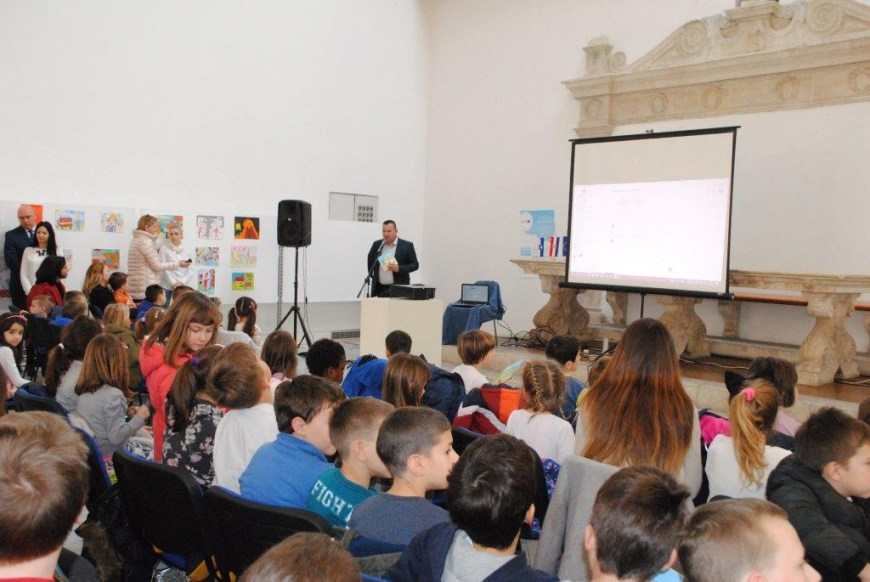 Izložba dječjih radova pod nazivom „Zaštita i spašavanje“ povodom obilježavanja Međunarodnog dana civilne zaštite i Dana civilne zaštite Republike Hrvatske
