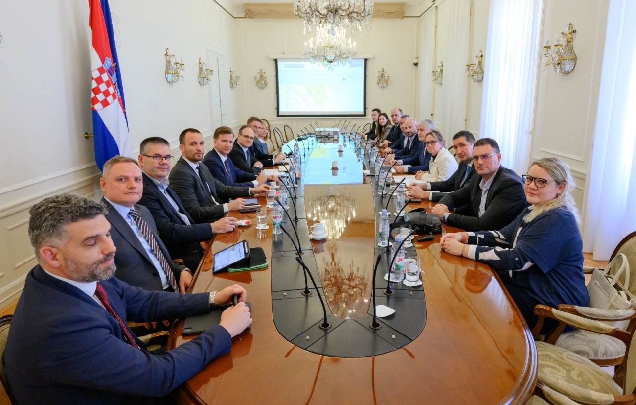 U Banskim dvorima sastanak o dinamici projekta vodoopskrbe zadarskih otoka i zaleđa