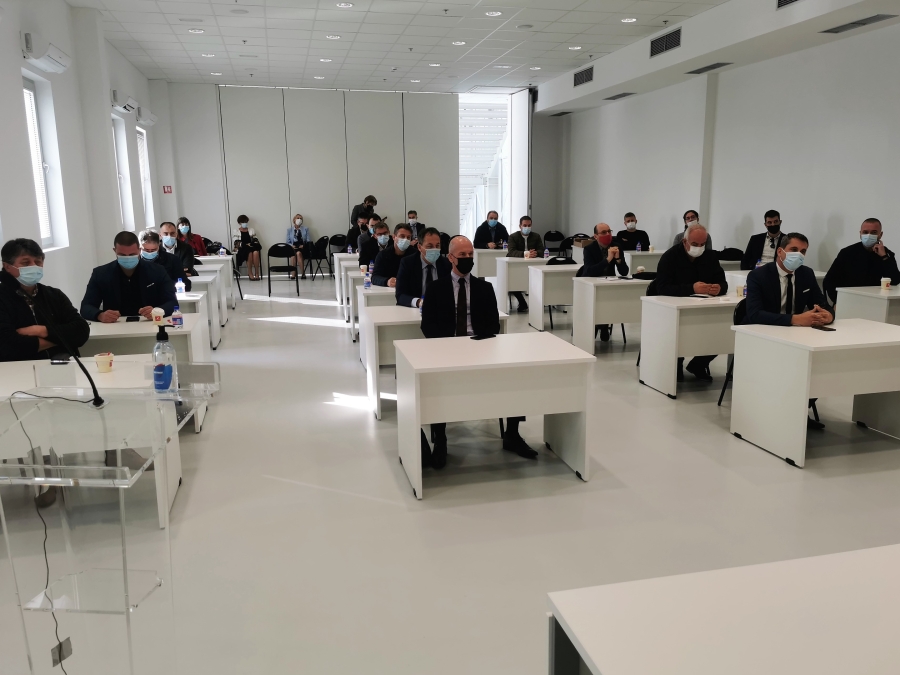 U Centru za razvoj i edukaciju u Poličniku održan je redovni radni sastanak župana Božidara Longina s gradonačelnicima i načelnicima
