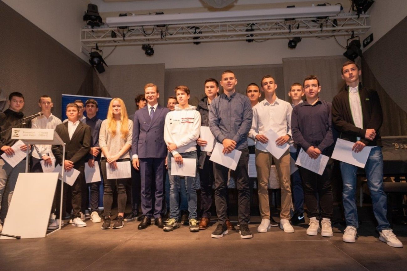 Dodijeljene stipendije učenicima i studentima pomorskih zvanja