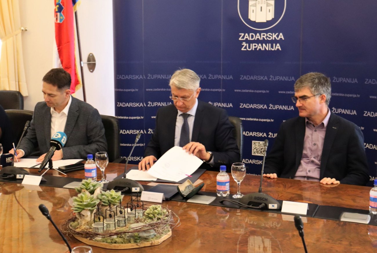 Zadarska županija prva  hrvatska županija koja je sa Institutom za hrvatski jezik potpisala Sporazum o suradnji u provedbi identifikacije potencijalno darovite djece iz hrvatskog jezika