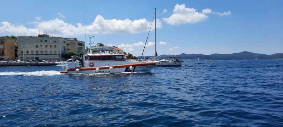 Zadarska županija dobila brzu brodicu za hitnu medicinsku pomoć
