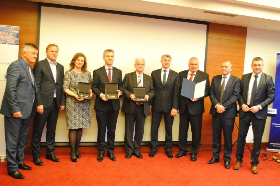 HGK: Dodijeljena priznanja najboljim gospodarstvenicima u Zadarskoj županiji