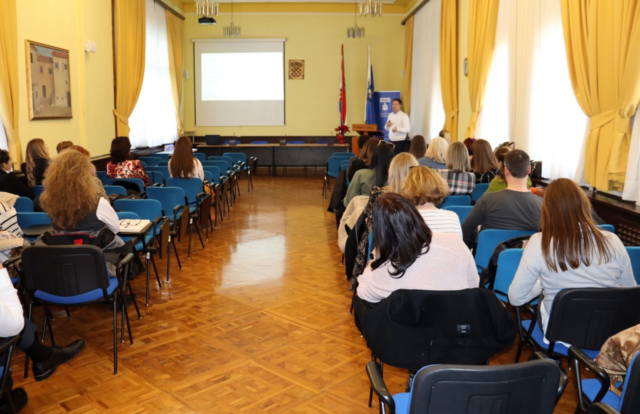 Održana edukacija Timova za darovite učenike