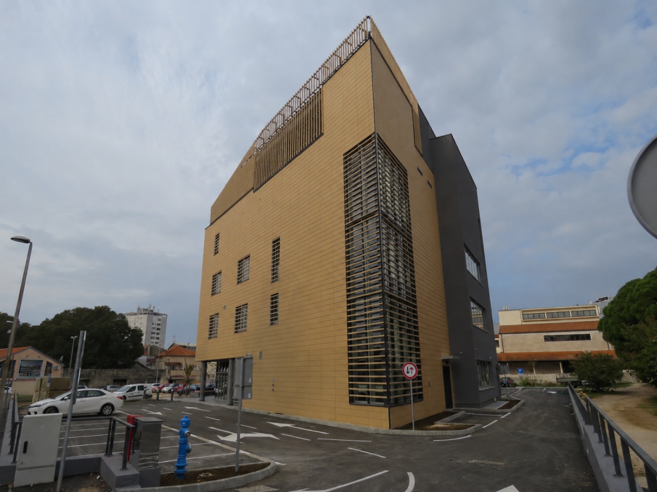 Objava Javnog natječaja za podnošenje ponuda za zakup poslovnih prostora i caffe bara u Centru za kreativne industrije