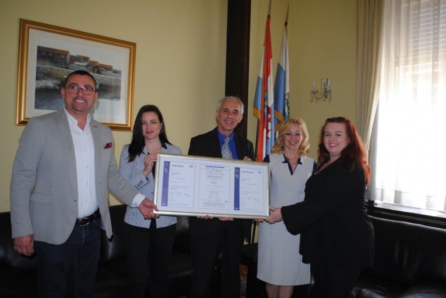 Zadarskoj županiji uručen certifikat sustava upravljanja kvalitetom prema normi ISO 9001:2015.