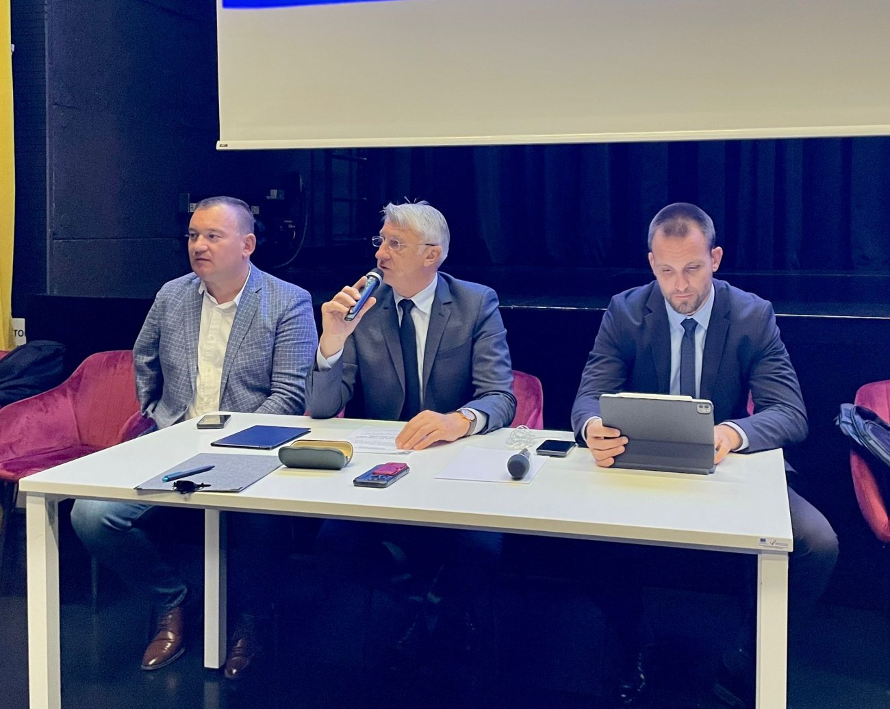 Župan Longin održao redoviti sastanak s načelnicima i gradonačelnicima