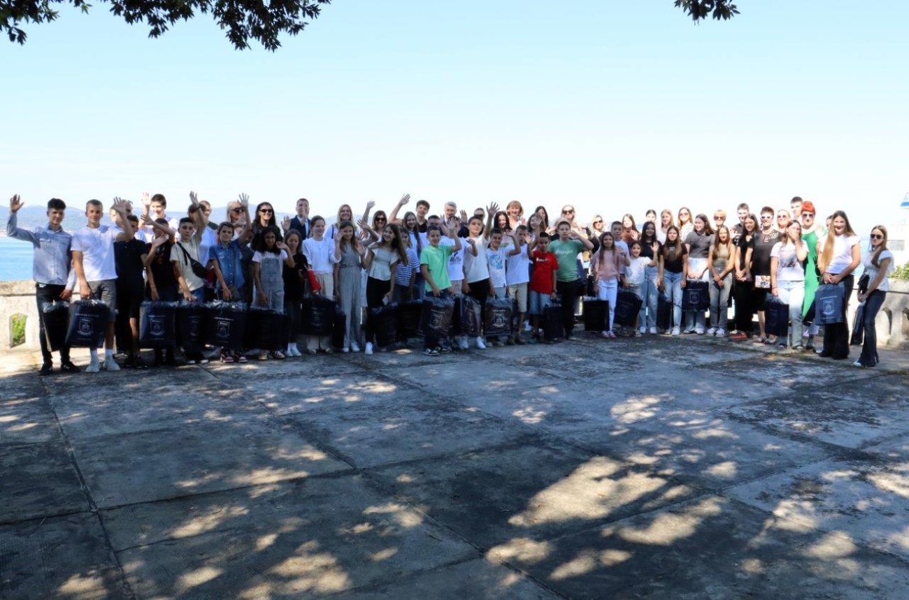 Primanje u Domu županije za nagrađene učenike s državnih natjecanja