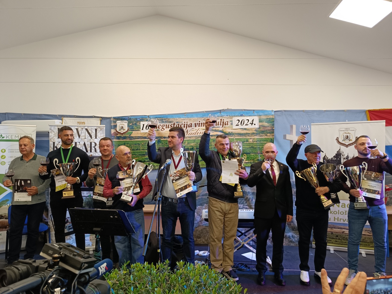 Proglašena najbolja mlada ulja i vina na manifestaciji u Nadinu