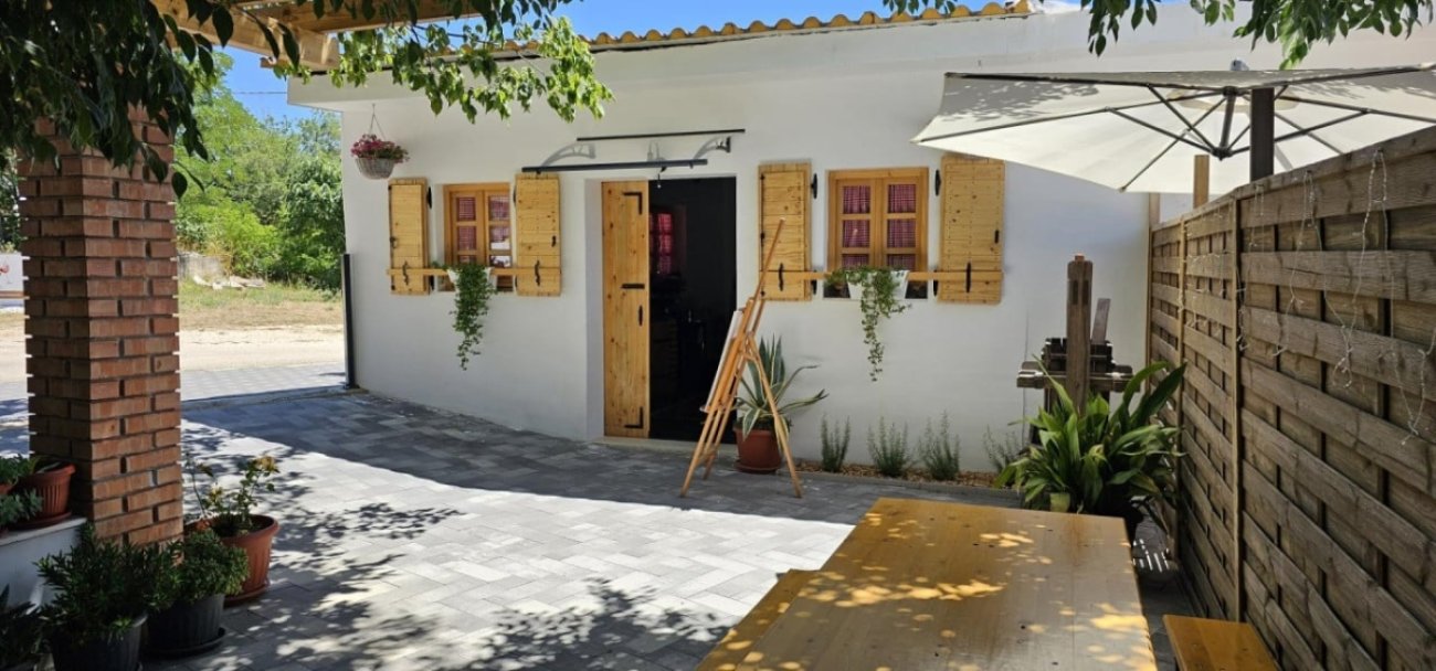 "Vinkete od vina" iz Nadina ponose se malom, ali biranom produkcijom: "Veseli nas potpora Zadarske županije, potvrda je to da smo na dobrom putu!"